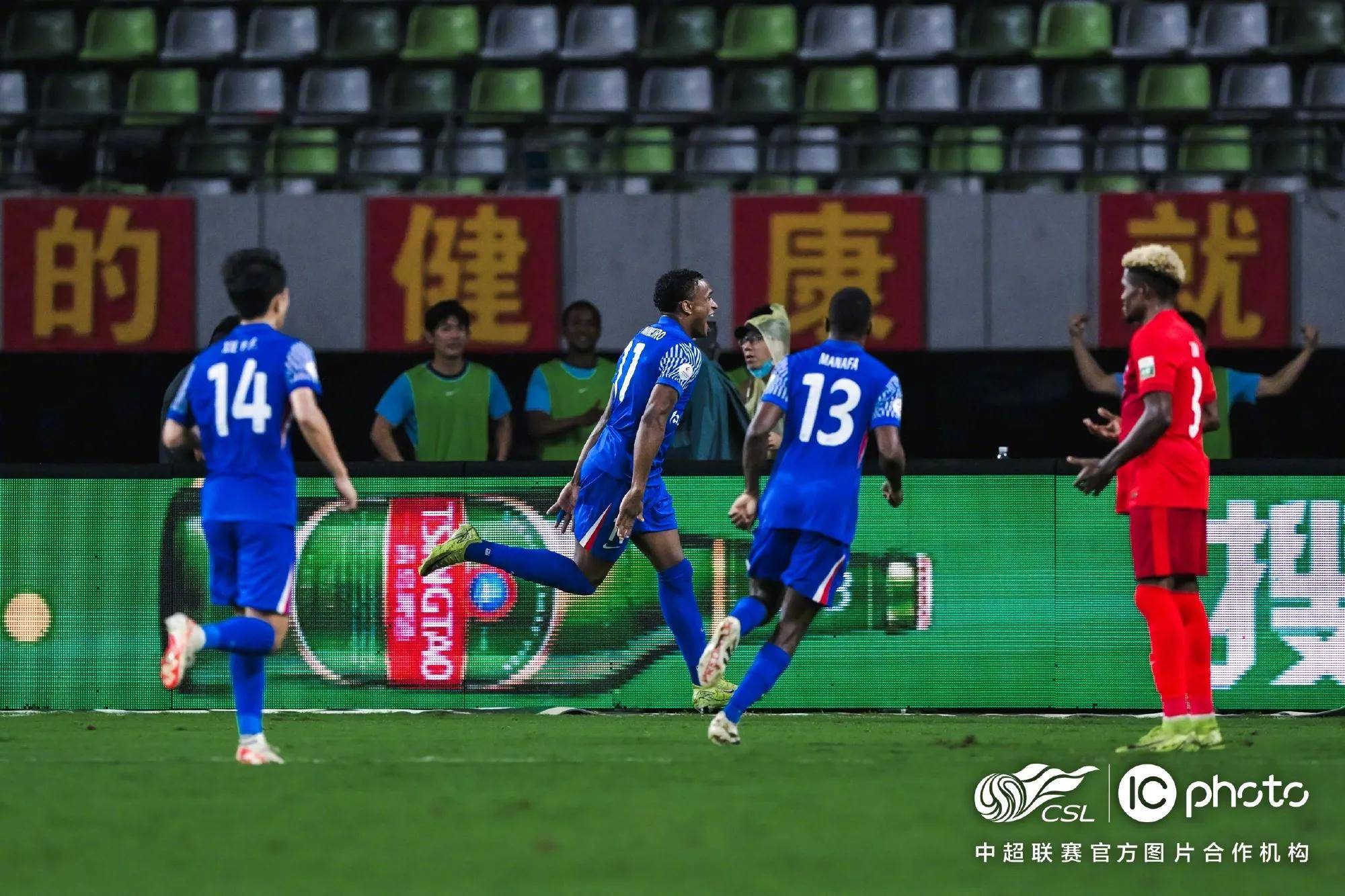 球队传控战术引领比赛节奏取得连胜的简单介绍