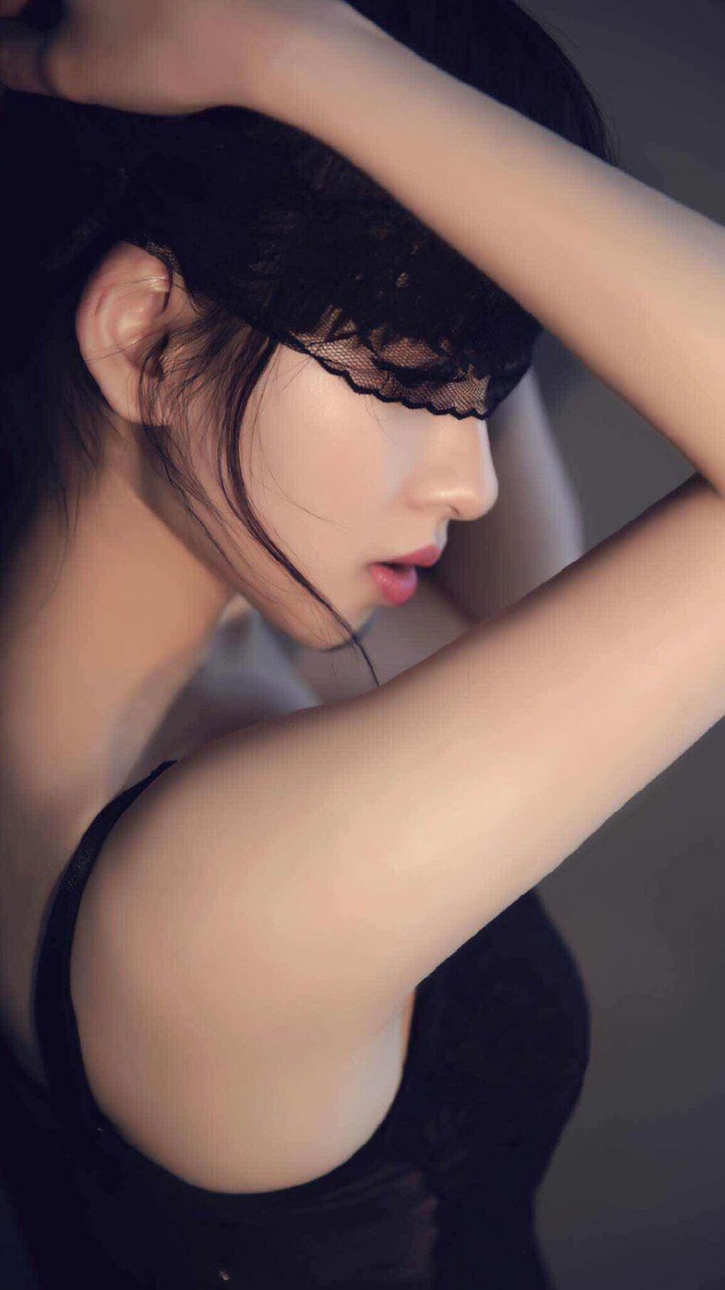 黑白直播在线观看nba-F1街道赛之夜,阿圭罗的存在感如何点燃速度与激情的跨界盛宴