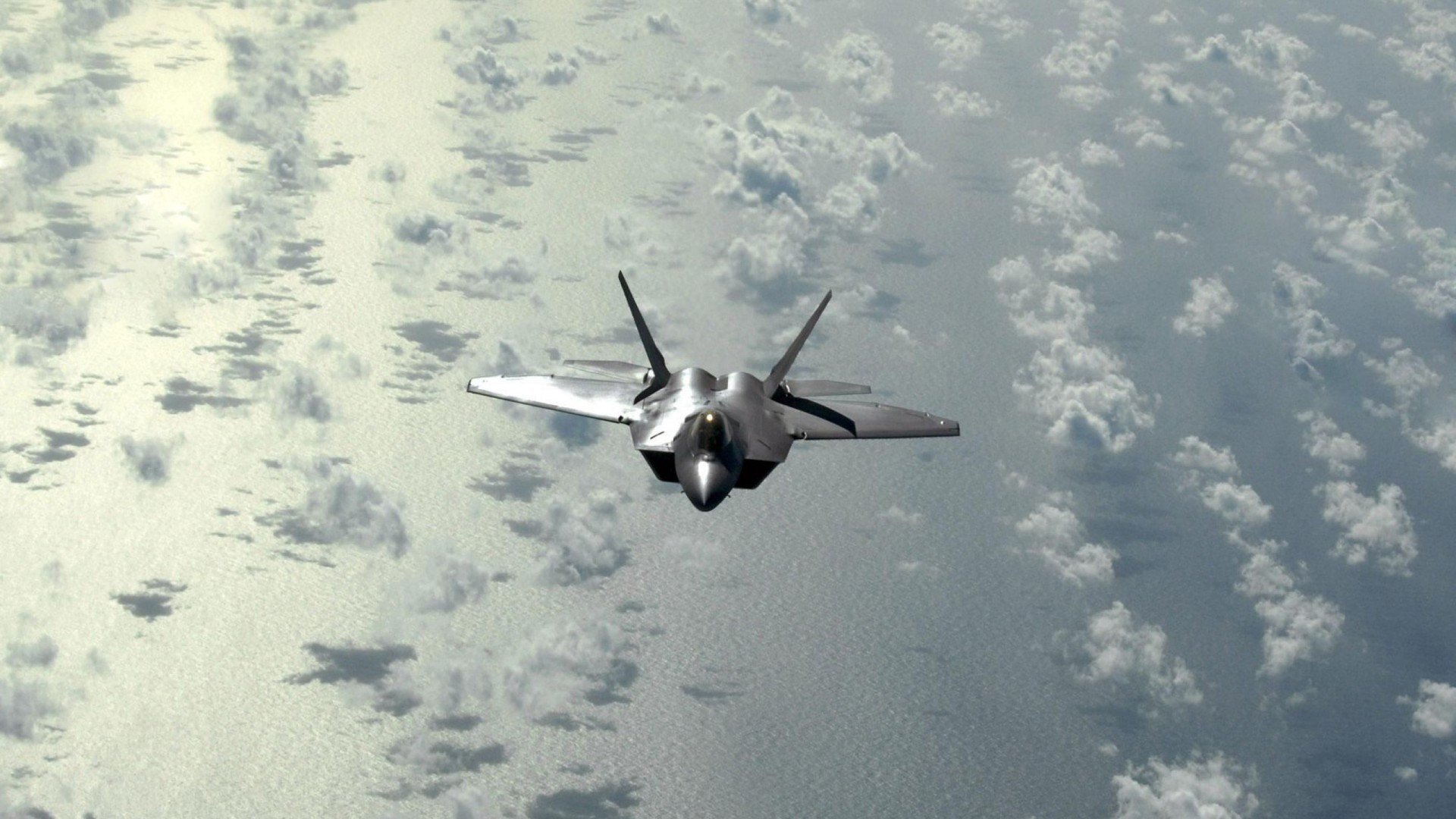 黑白直播体育-18岁托尼·克罗斯扼杀巴萨，多特蒙德中场新王刷新纪录